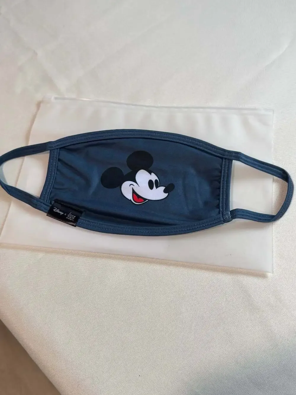 Disney x Love Your Melon Mickey Mouse Adult Face Mask NIP Rare Collectible